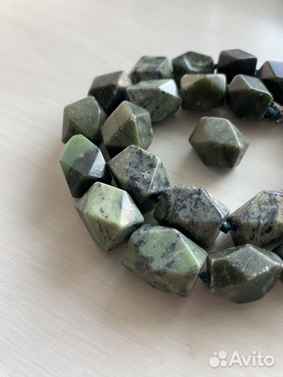 Бусины яшма