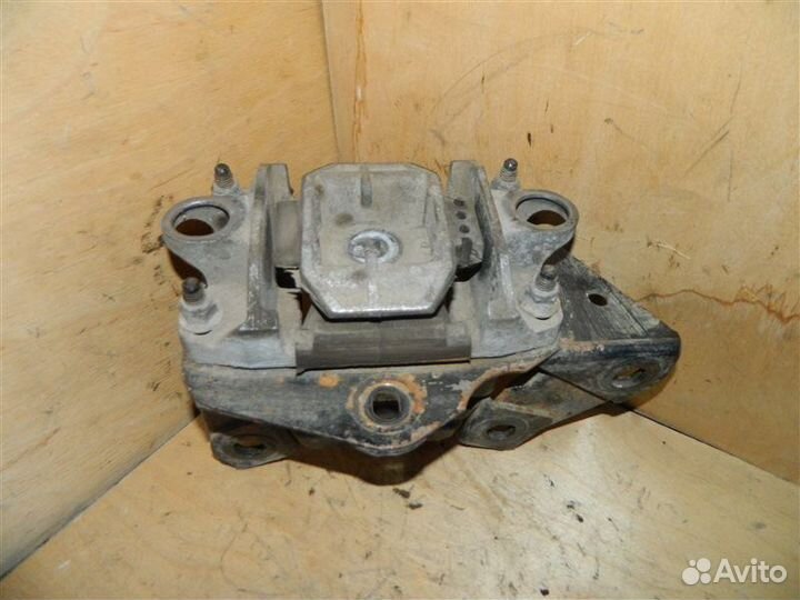 Кронштейн кпп Ford Mondeo 3 3 chba 2003