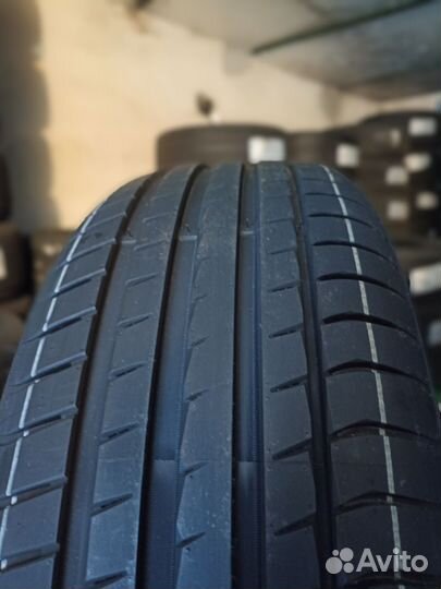 Triangle EffeXSport TH202 245/45 R17 99Y