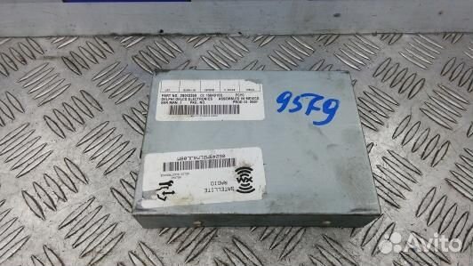Блок радио cadillac escalade 3 (95F09SQ01)