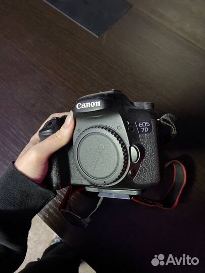 Фотоаппарат Canon 7d Body