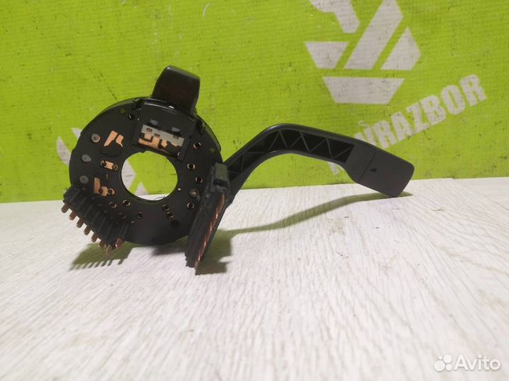 Переключатель поворотов Фольксваген Пассат Б3