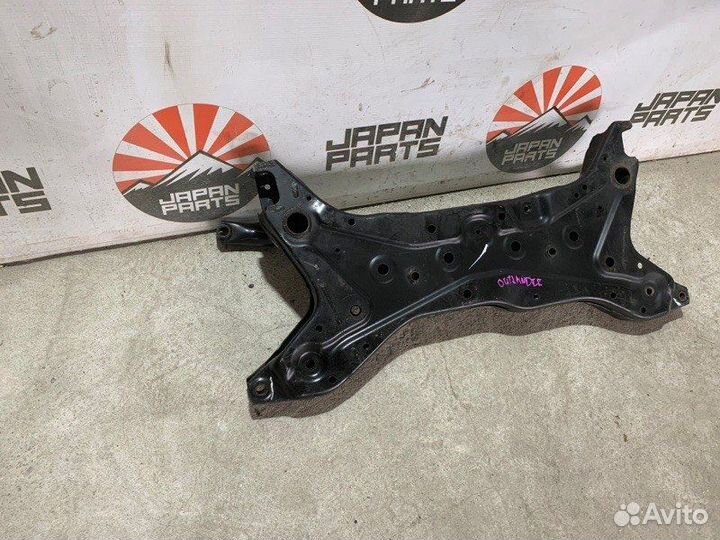 Балка передняя/подрамник Mitsubishi Outlander