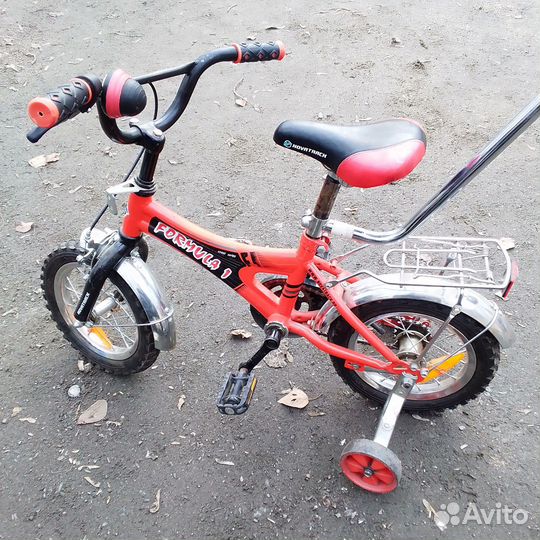 Детский велосипед четырехколесный