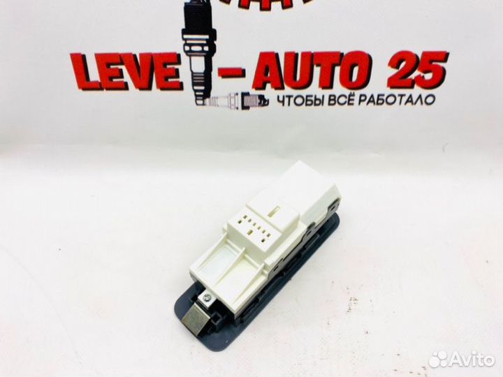 Блок управления стеклоподъемниками Daihatsu Cami