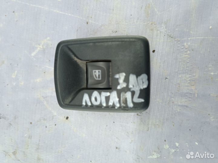 Кнопка стеклоподъемника двери Renault Logan 2