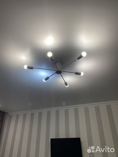 Люстра новая потолочная