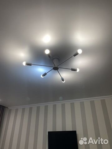 Люстра новая потолочная