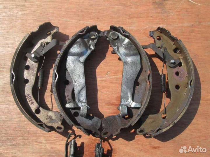 Тормозной механизм задний Toyota Platz NCP16