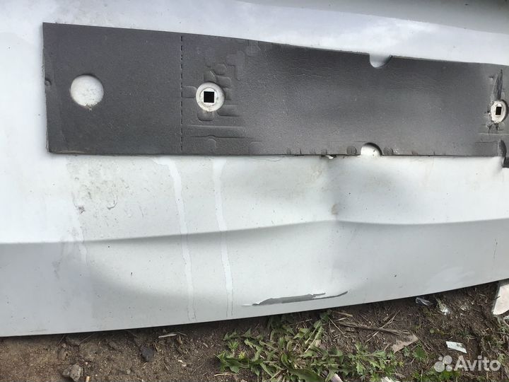 Продам крышку багажника Skoda Rapid 1