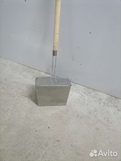 Совок металлический