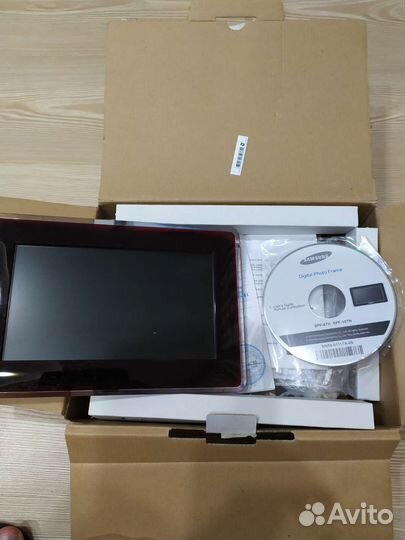 Фоторамка Samsung SPF-87H