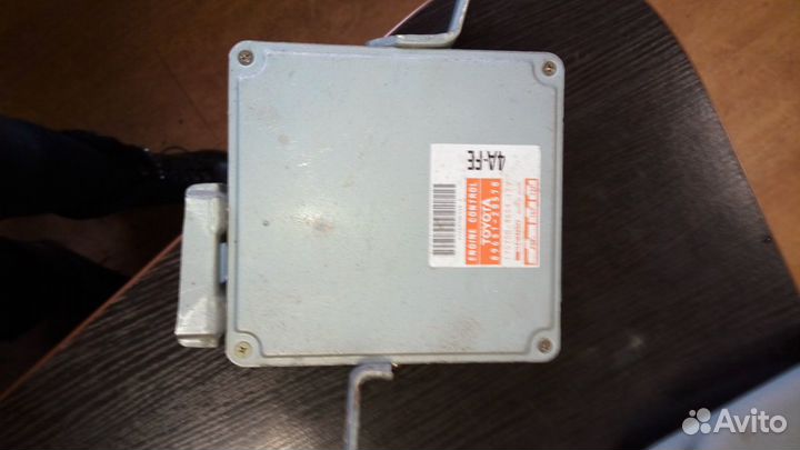 Блок управления двс toyota carina Е 93г 1,6 4A-FE