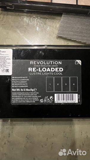 Палетка хайлайтеров Revolution Pro