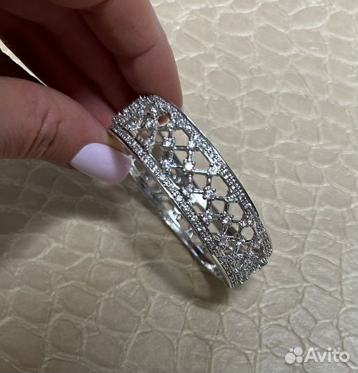 Браслет женский с камнями