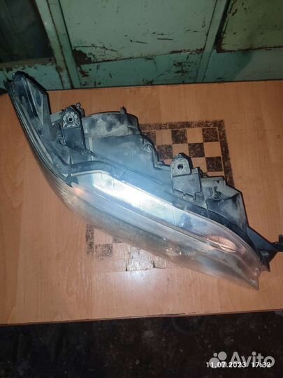 Фара Mitsibishi Lancer Cedia