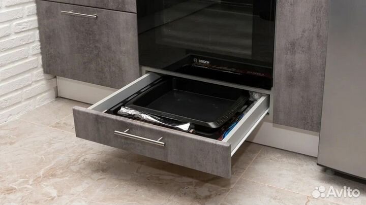 Кухонный гарнитур новый