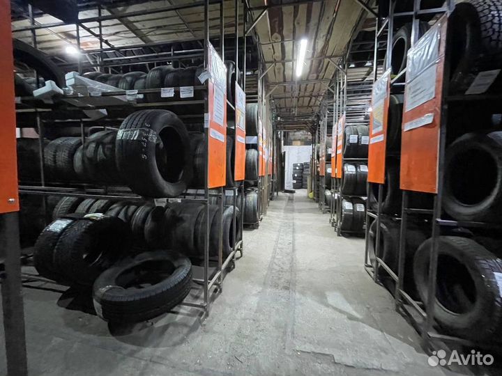 Kumho I'Zen KW22 215/55 R17 98T