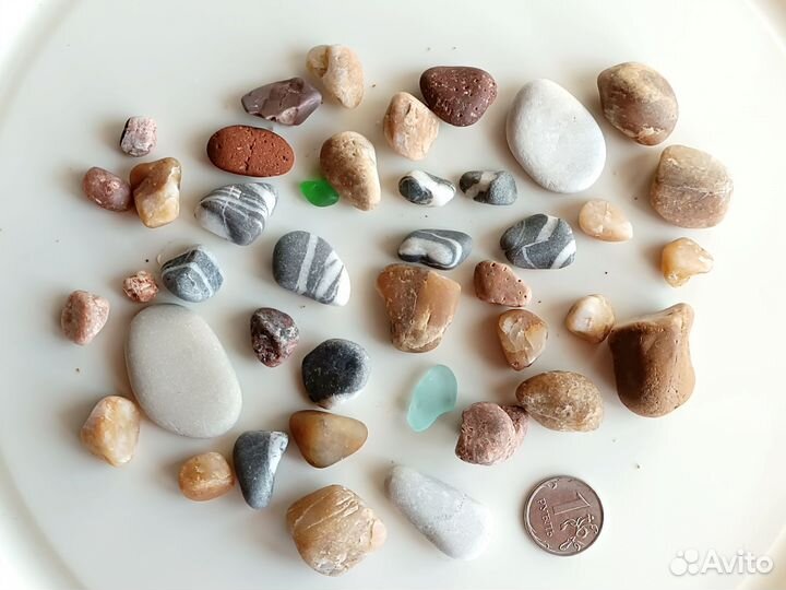 Морские камни, камушки, галька, морское стекло