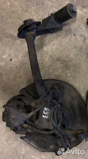 Ступица передняя левая в сборе Mercedes W210 E320