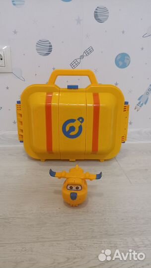 Супер крылья, чемодан Донни