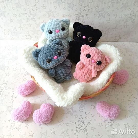 Котенок вязаный