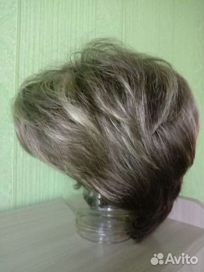 Парик женский