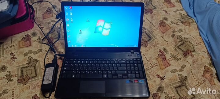 Ноутбук samsung np300e5c