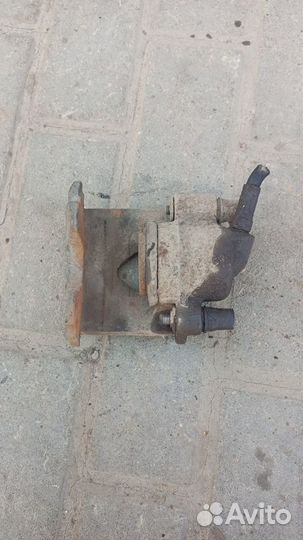 Суппорт передний volkswagen golf 2 jetta 2