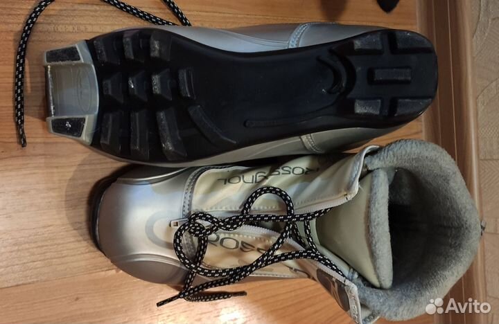 Лыжные ботинки rossignol женские класс. беговые