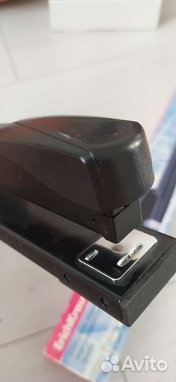 Степлер брошюровочный EK4547