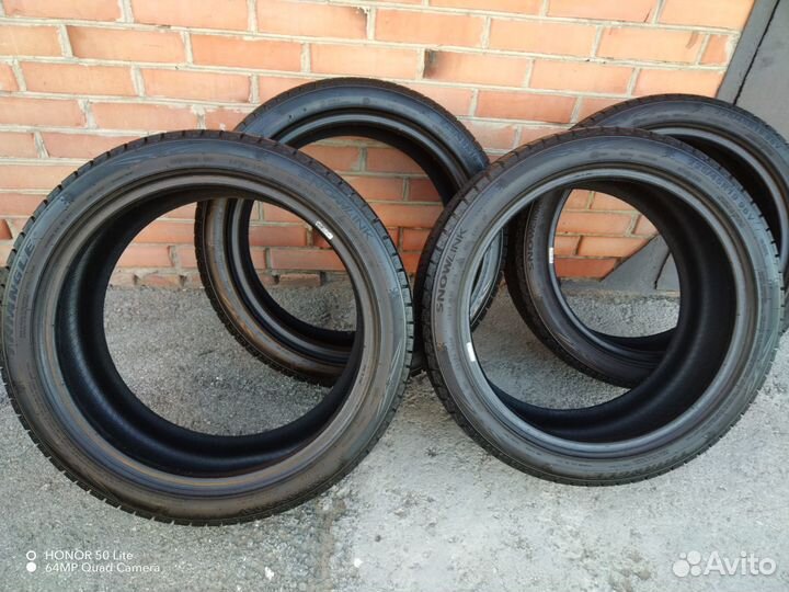 Triangle PL02 225/45 R19