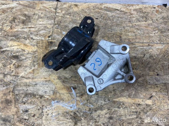 Подушка двигателя Kia Soul 2 G4FD Рестайл