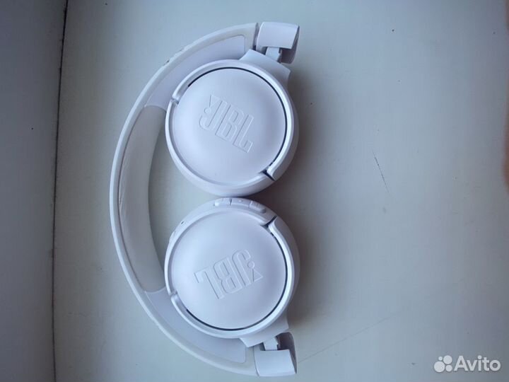 Наушники накладные Bluetooth JBL Tune510BT White