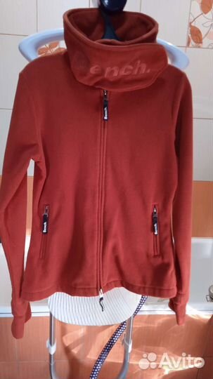 Толстовка женская Bench