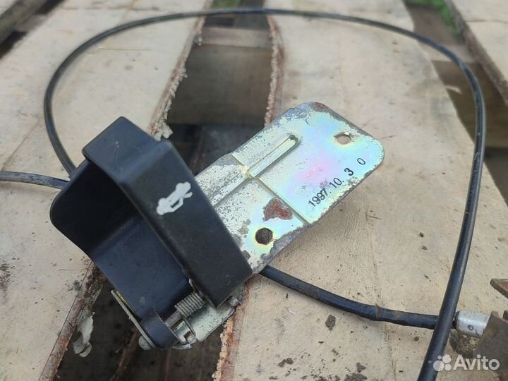 Дэу Нубира замок капота