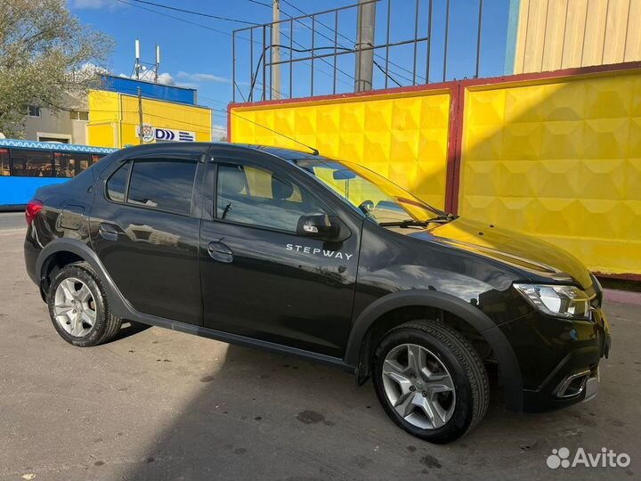 Renault Logan Stepway 1.6 AT, 2019, 60 000 км