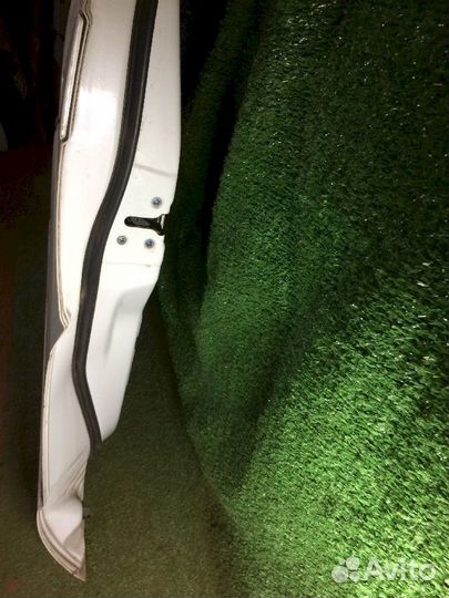 Дверь передняя левая nissan Elgrand ALE50 Перламут