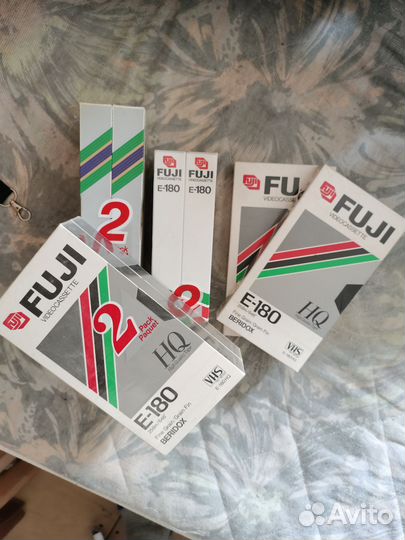 Видеокассеты, новые, студийные, с записью