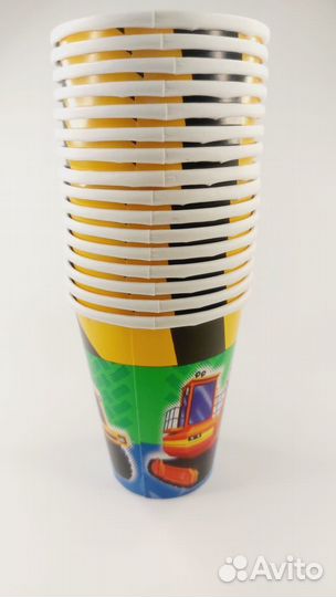 Бумажные стаканчики