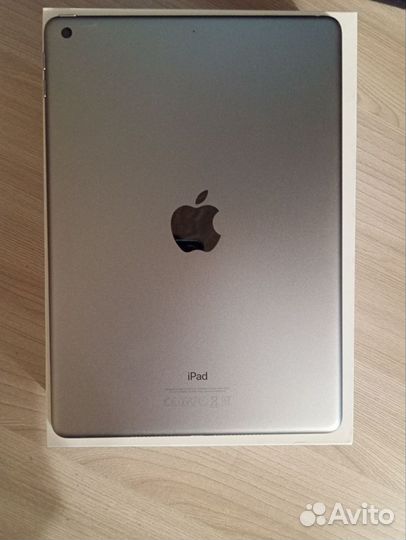 iPad A1822