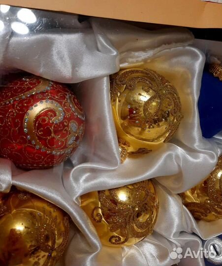 Набор новогодних стеклянных шаров ручной работы