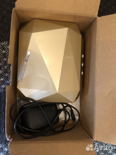 Лампа для ногтей