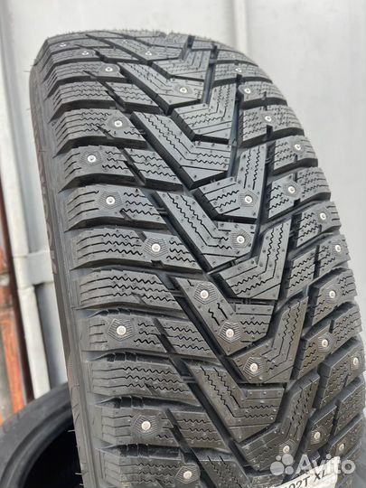 Hankook Winter i'Pike X W429A 225/55 R18 102T