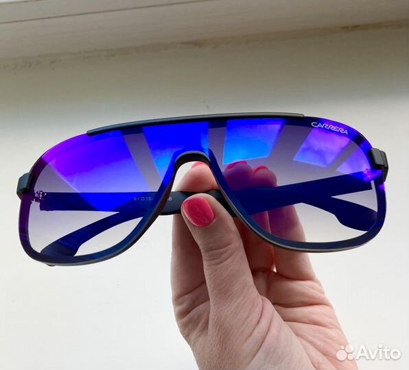 Очки Carrera спортивные зеркально-цветные