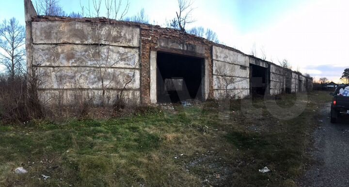 Гараж, > 30 м²