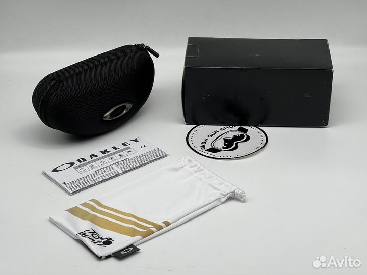 Солнцезащитные очки Oakley Evzero Blades эксклюзив