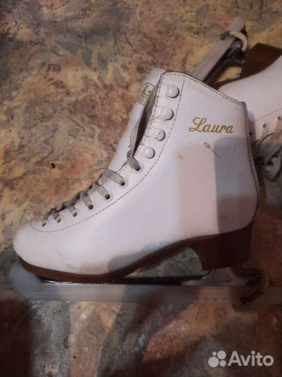 Коньки женские 37