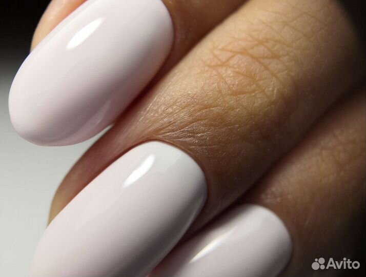 Маникюр с покрытием гель лак в студии