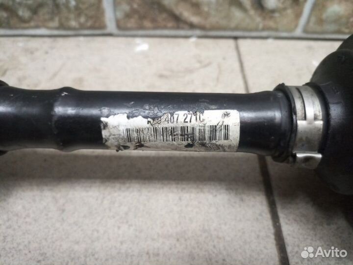 Привод передний правый Audi Q7 4L 2012
